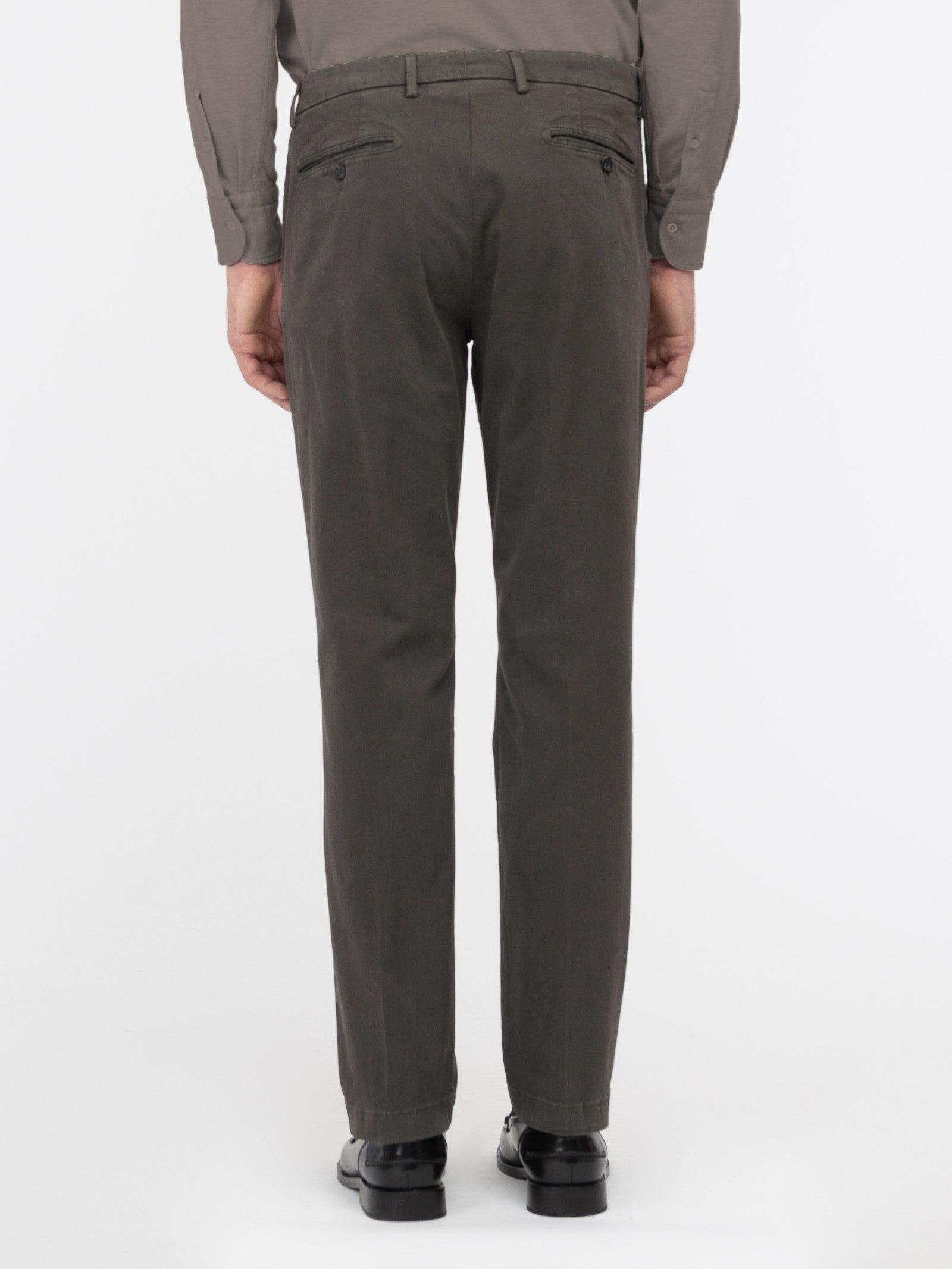 Pantalone slim gabardina di cotone stretch 44 / VERDE