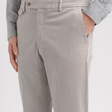 Pantalone slim gabardina di cotone stretch 44 / BEIGE