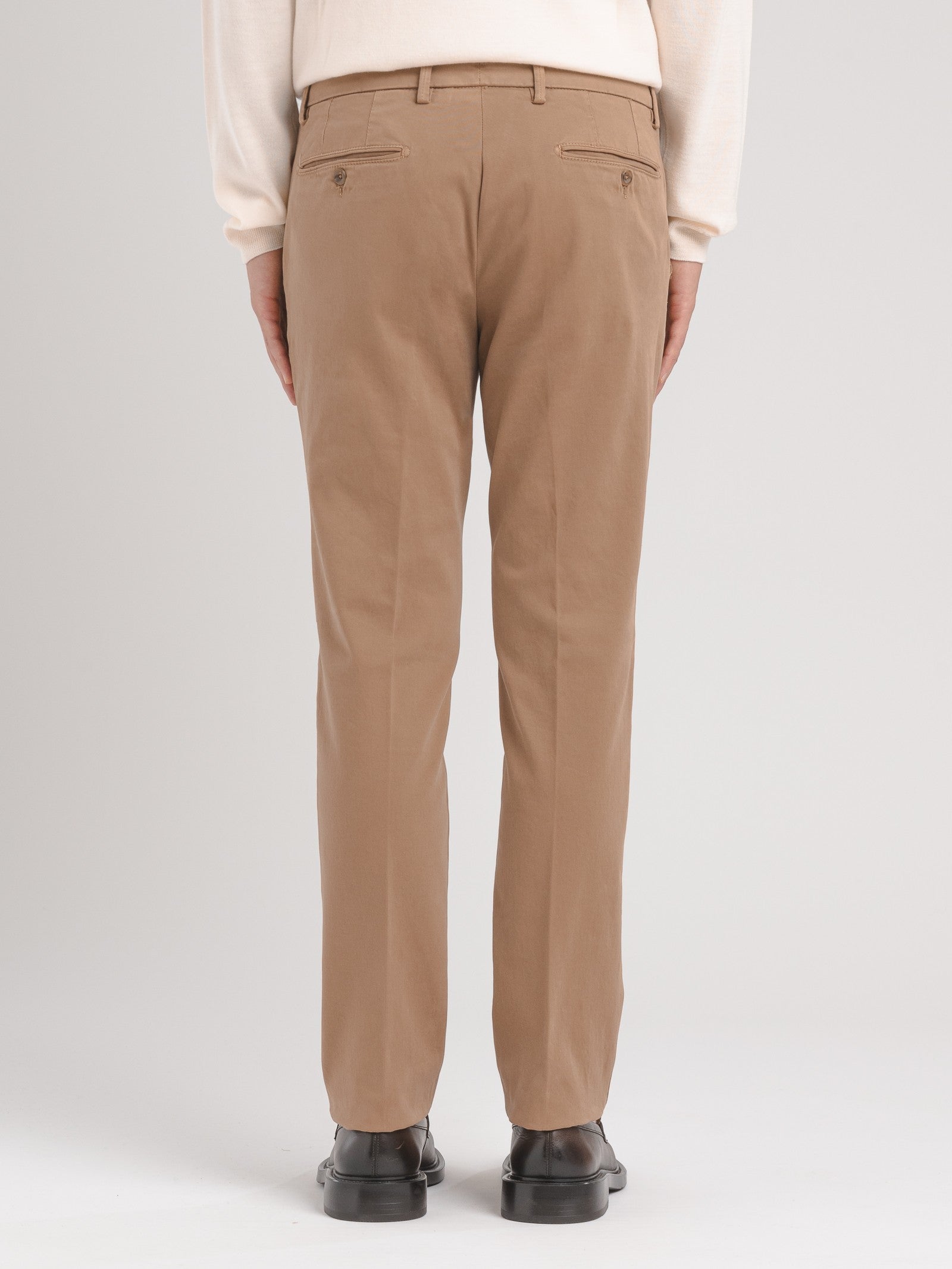 Pantalone slim gabardina di cotone stretch 44 / BEIGE