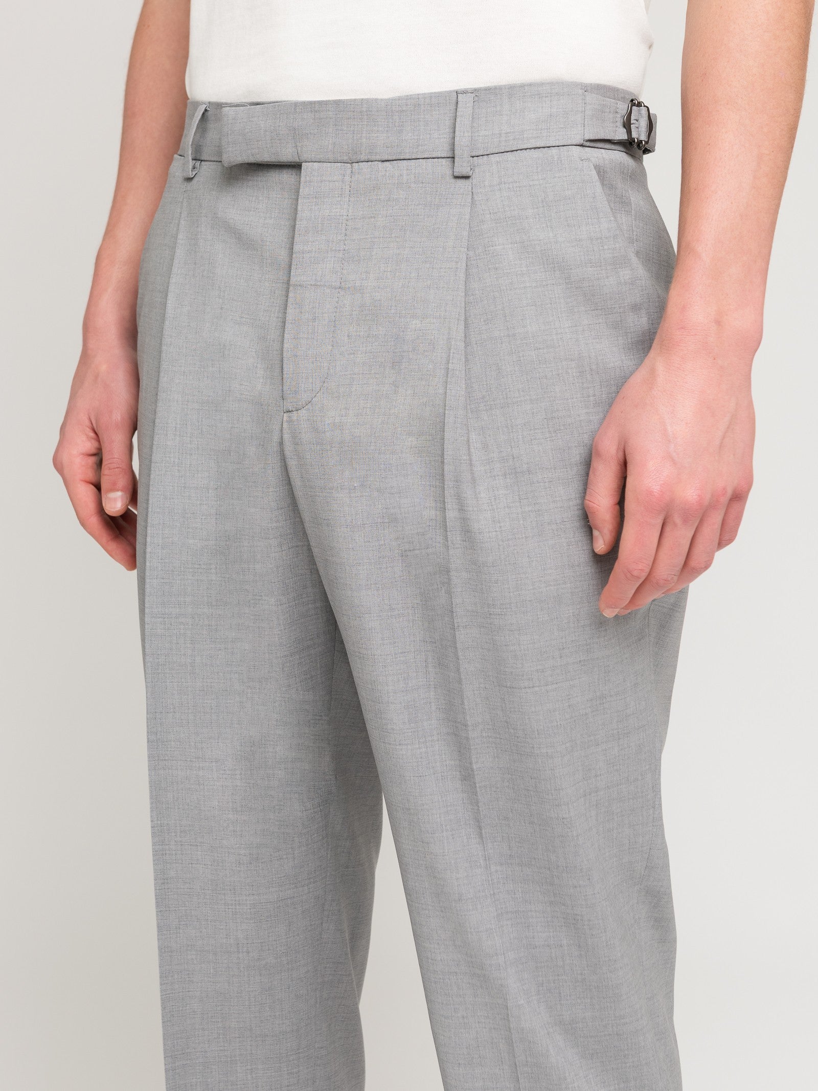 Pantalone pinces fresco di lana stretch 44 / GRIGIO