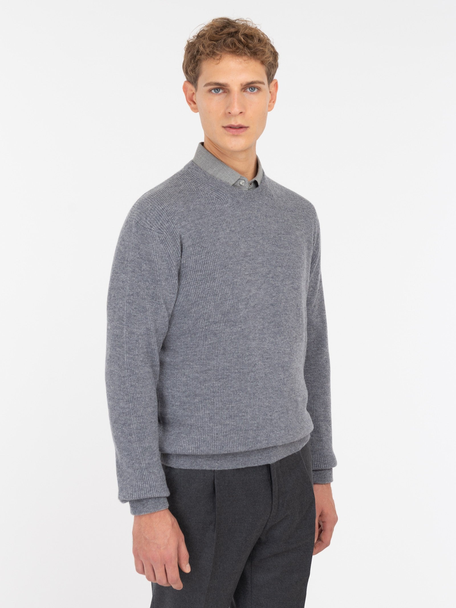 Maglione girocollo in pura lana 3XL / GRIGIO